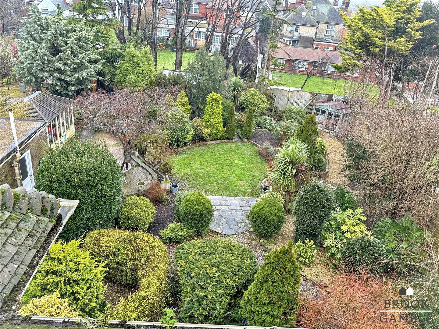 4 Bedroom House - Detached. Le Brun Road in Eastbourne, 38